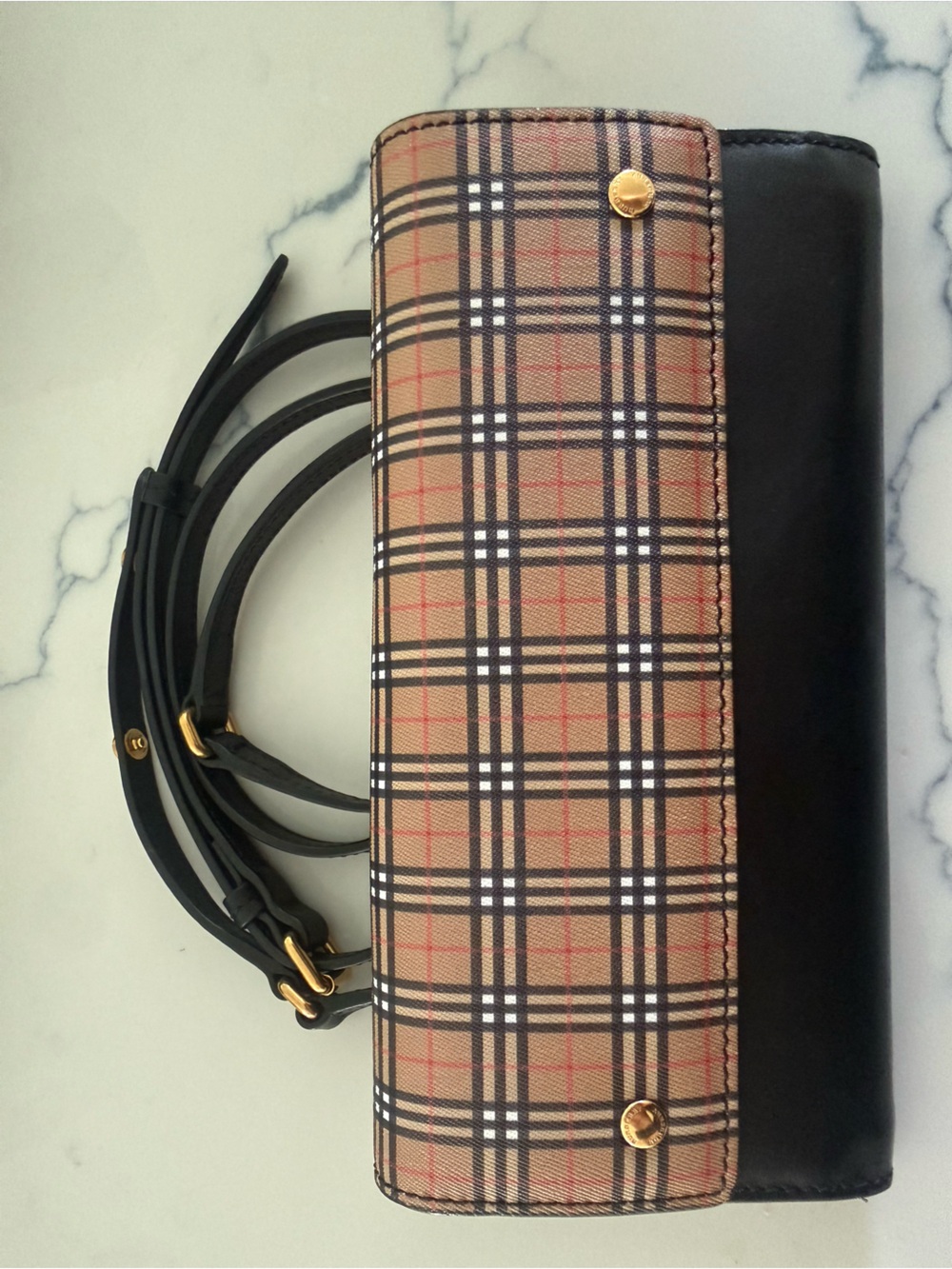 Burberry wallet with strap